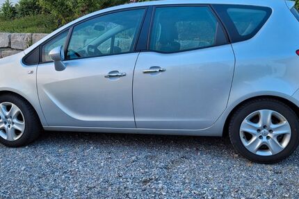 Opel Meriva 182.500 km 1.995 &euro; Billigheim 74842