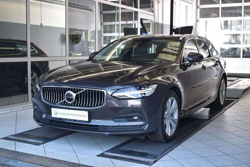 Volvo V90 116.366 km 30.580 € Bad Friedrichshall 74177