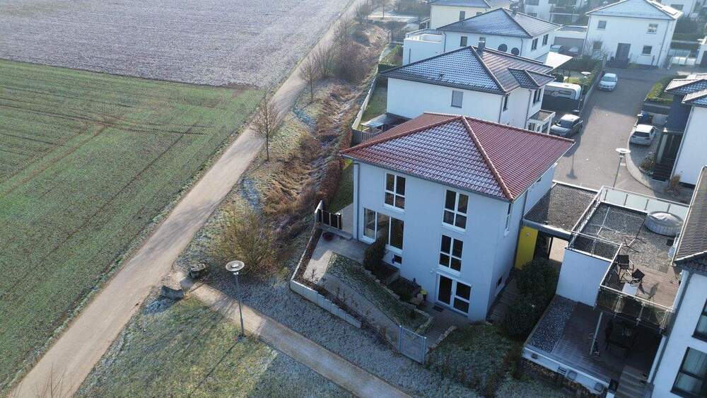 Einfamilienhaus Neckarsulm Amorbach - 5 Zimmer, 210 m&sup2;, 990.000&euro; | Angebot:25050963