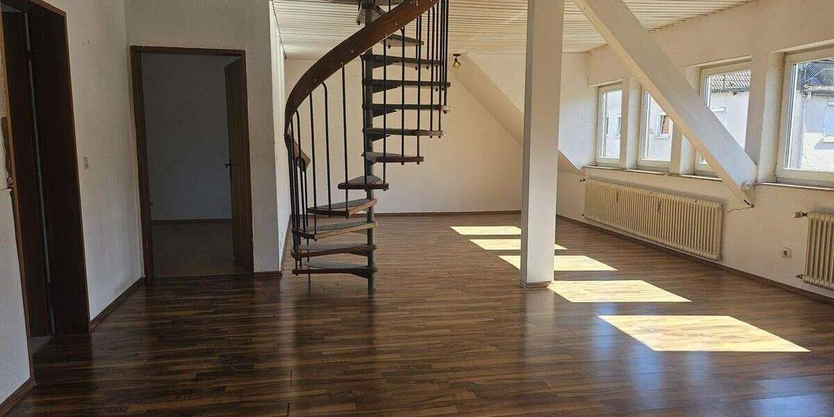 Mehrfamilienhaus, Wohnhaus Eberstadt Hölzern Hölzern - 8 Zimmer, 251 m&sup2;, 385.000&euro; | Angebot:25278875