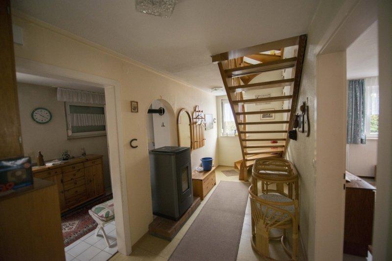 Einfamilienhaus Gundelsheim - 6 Zimmer, 130 m&sup2;, 320.000&euro; | Angebot:26763005