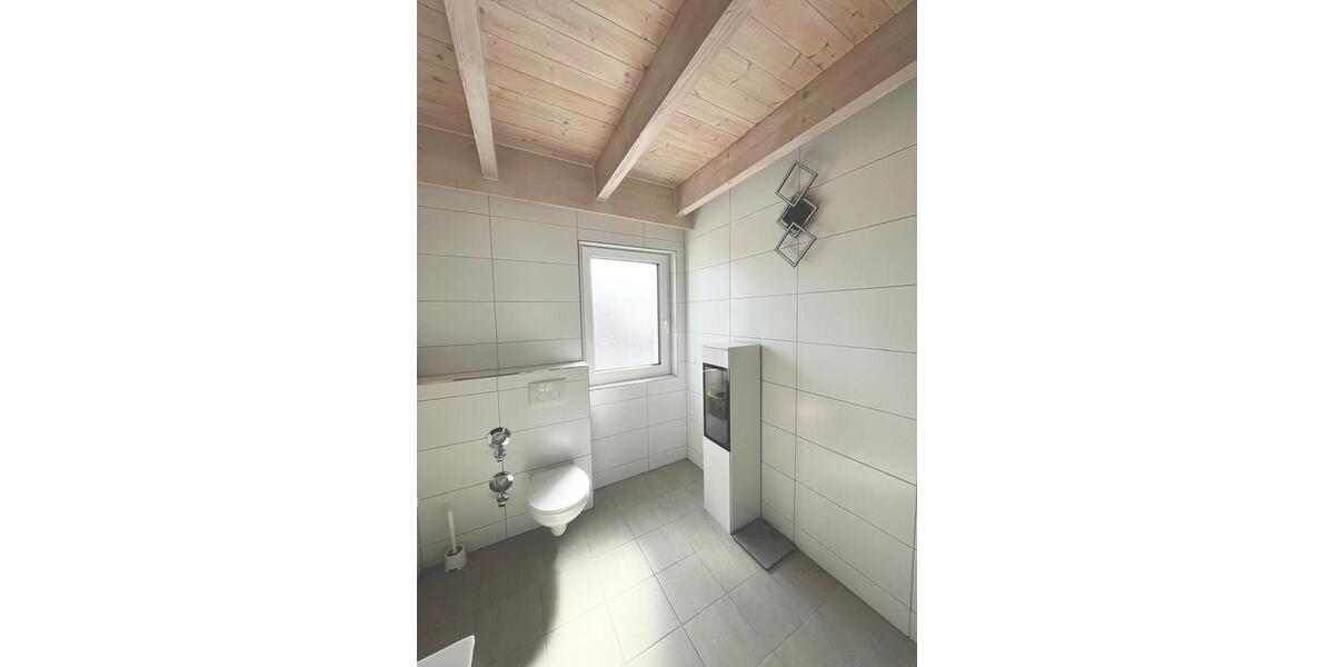 Dachgeschoßwohnung Heilbronn Böckingen - 2 Zimmer, 48 m&sup2;, 1.000&euro; | Angebot:25923410