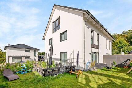 Haus Kirchardt - 5 Zimmer, 149 m&sup2;, 479.000&euro; | Angebot:26037403