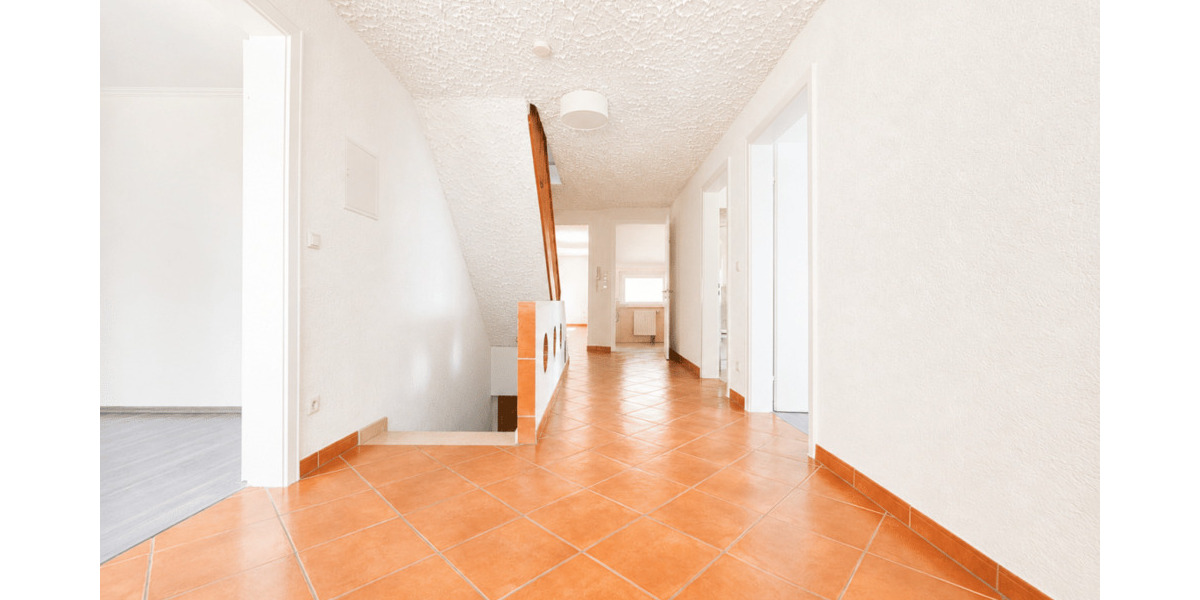 Mehrfamilienhaus, Wohnhaus Bietigheim-Bissingen Untermberg - 8 Zimmer, 216 m&sup2;, 529.000&euro; | Angebot:26920799
