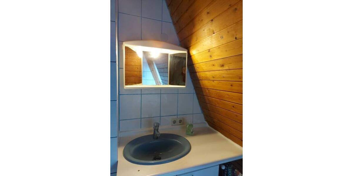 Mehrfamilienhaus, Wohnhaus Leingarten Großgartach - 8 Zimmer, 250 m&sup2;, 3.000&euro; | Angebot:25780397