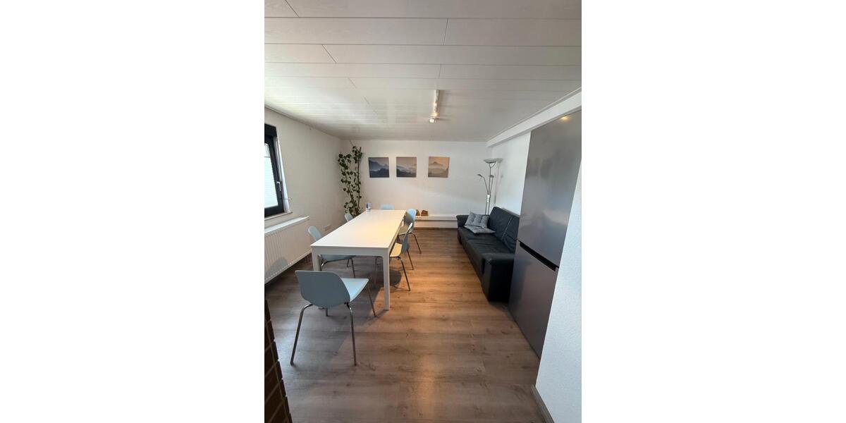 Etagenwohnung Mosbach - 5 Zimmer, 120 m&sup2;, 1.250&euro; | Angebot:26268869