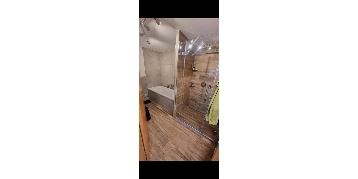 Etagenwohnung Asperg - 3 Zimmer, 87 m&sup2;, 1.150&euro; | Angebot:25477833