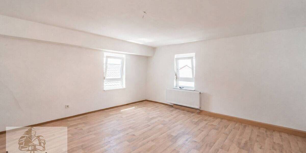 Etagenwohnung Massenbachhausen - 5 Zimmer, 108 m&sup2;, 950&euro; | Angebot:26851709