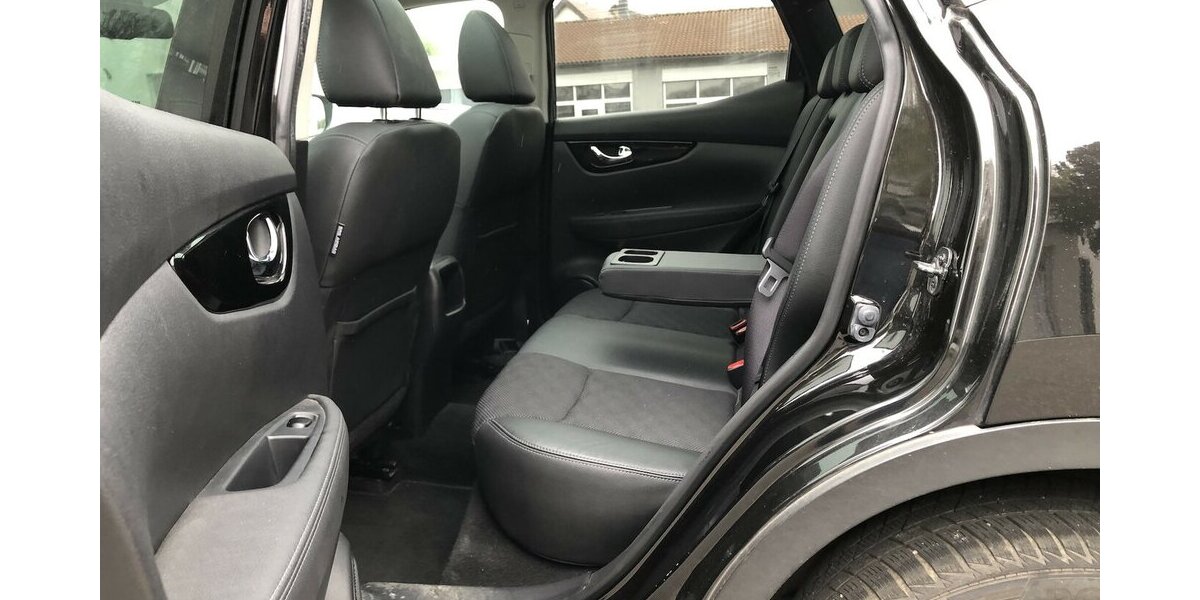 Nissan Qashqai 1.6 dCi Tekna 132.000 km 7.990 &euro; Neckarsulm 74172