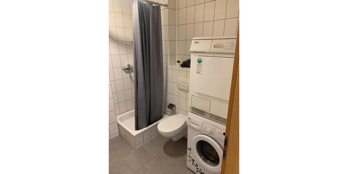 Dachgeschoßwohnung Obersulm - 1.5 Zimmer, 35 m&sup2;, 730&euro; | Angebot:24640650