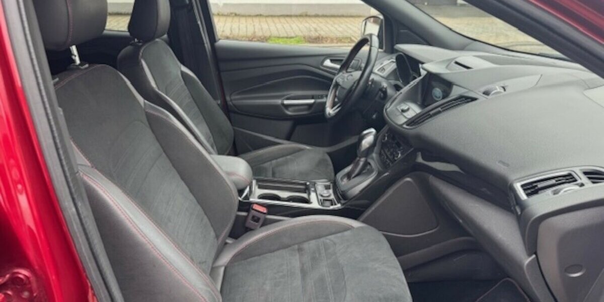 Ford Kuga 1.5 ST-Line 4X4 129.047 km 8.990 &euro; Neckarsulm 74172