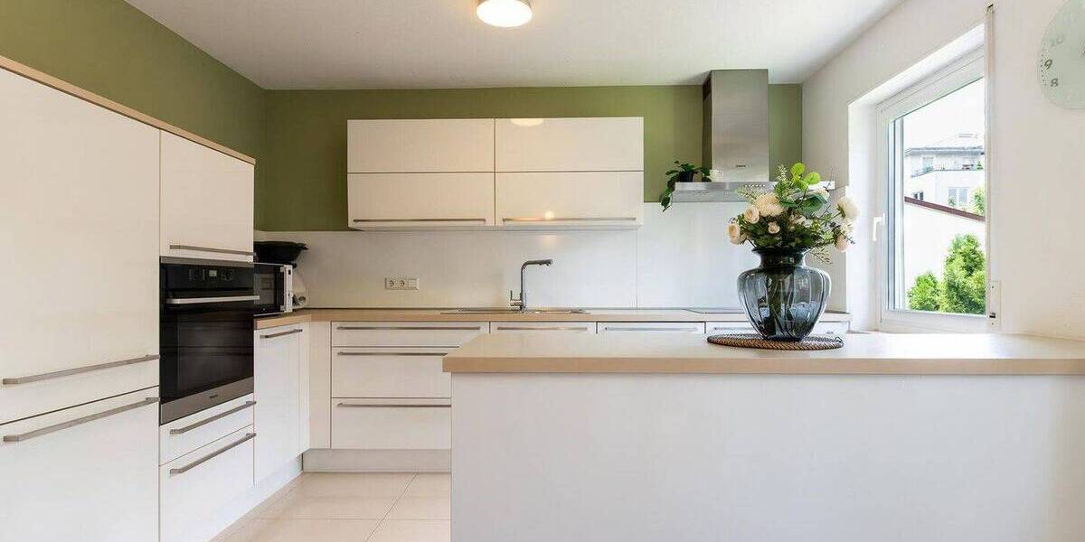 Etagenwohnung Heilbronn - 4 Zimmer, 120 m&sup2;, 436.800&euro; | Angebot:26861731