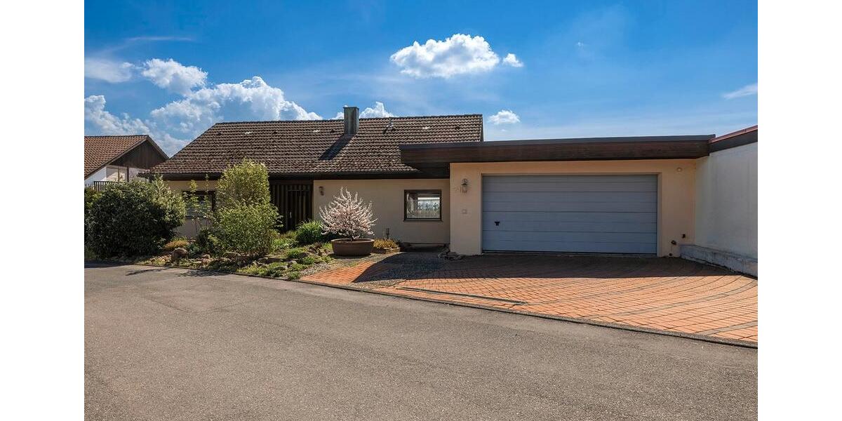 Einfamilienhaus Gundelsheim - 8 Zimmer, 260 m&sup2;, 585.000&euro; | Angebot:26916788
