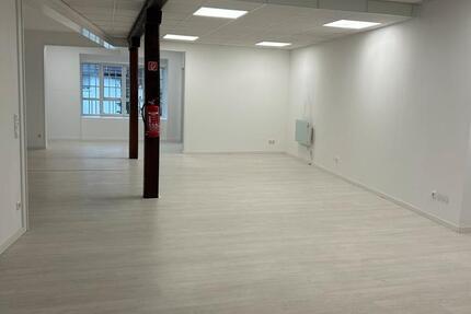 Gewerbeeinheit im historischen Ortskern von Pleidelsheim zimmer