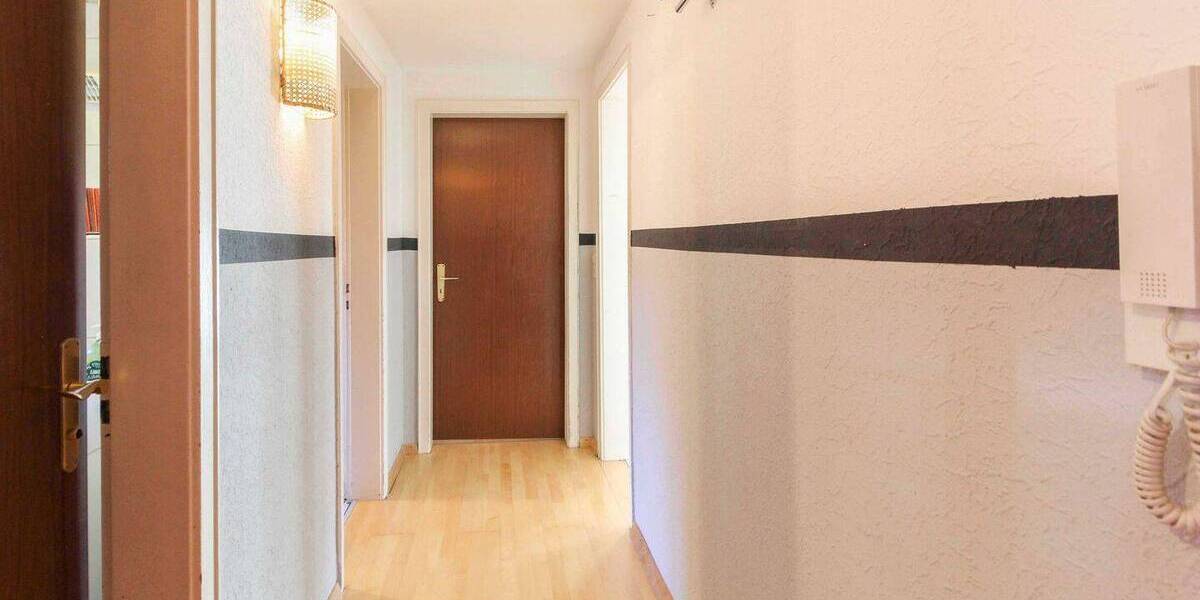 Doppelhaushälfte Erligheim - 9 Zimmer, 151 m&sup2;, 375.000&euro; | Angebot:26028535