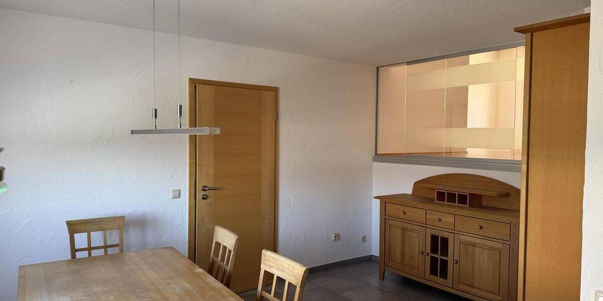 Doppelhaushälfte Öhringen - 6 Zimmer, 216 m&sup2;, 1.600&euro; | Angebot:26796607