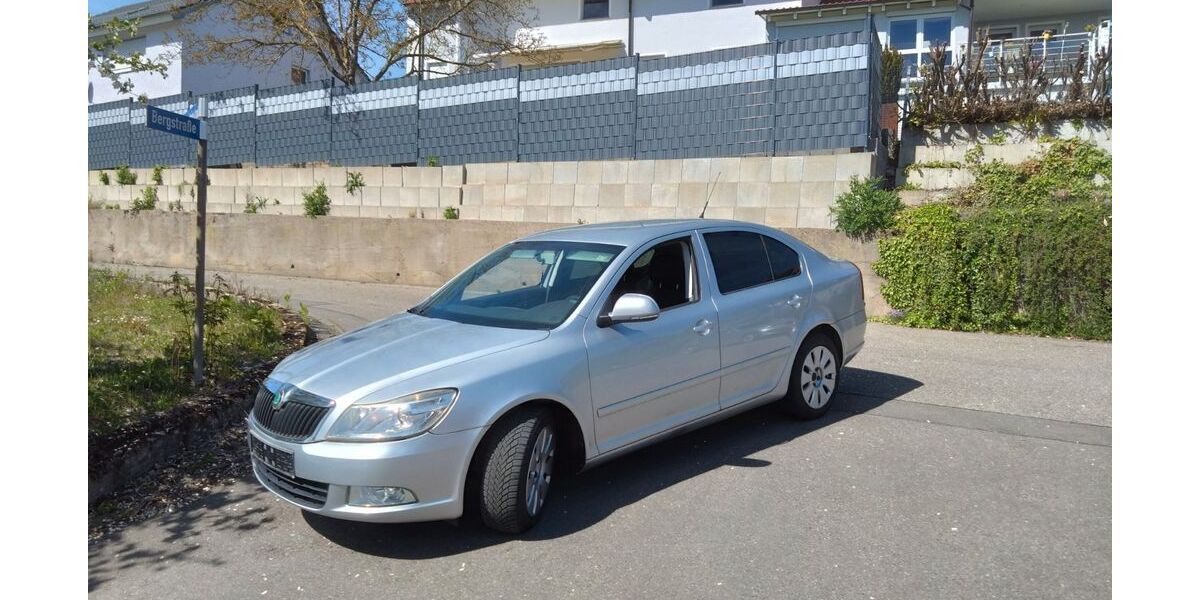 Skoda Octavia 220.000 km 4.299 &euro; Massenbachhausen 74252