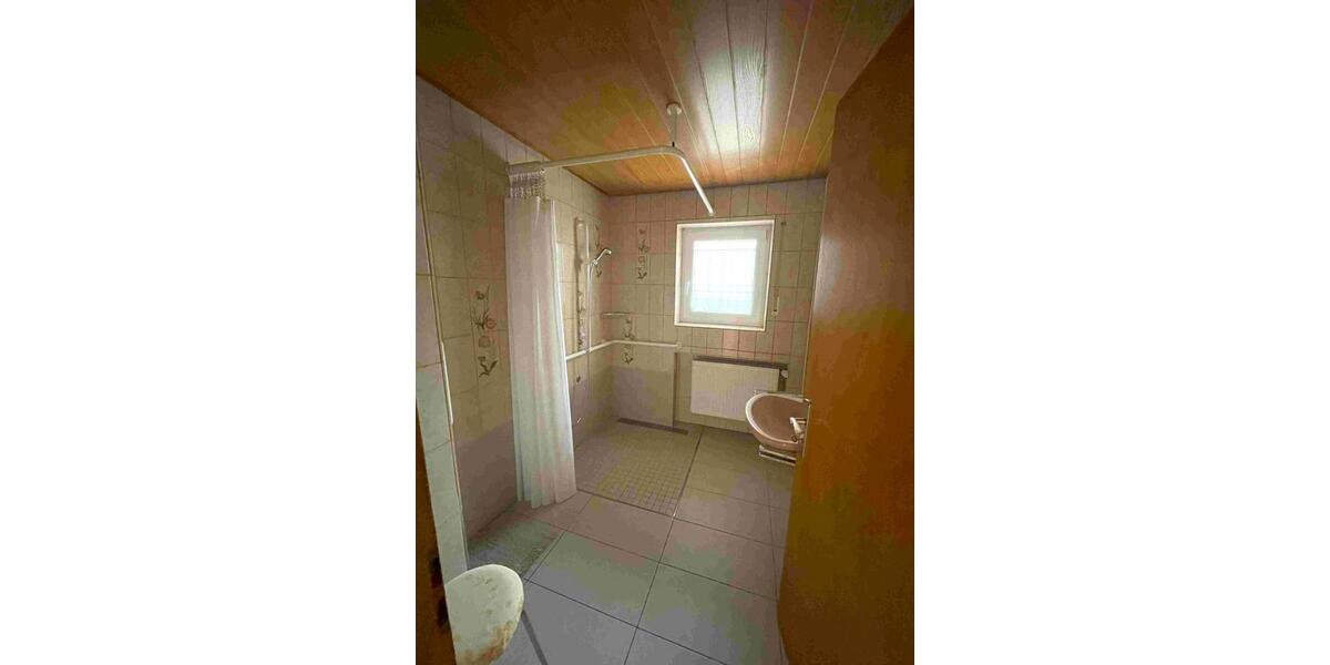 Einfamilienhaus Bad Rappenau - 8 Zimmer, 166 m&sup2;, 449.000&euro; | Angebot:24743842