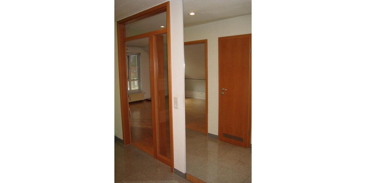 Dachgeschoßwohnung Leingarten - 3.5 Zimmer, 78 m&sup2;, 359.000&euro; | Angebot:26125799