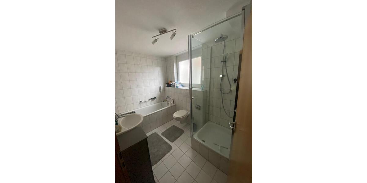 Erdgeschoßwohnung Bad Friedrichshall - 3 Zimmer, 82 m&sup2;, 1.100&euro; | Angebot:26344909