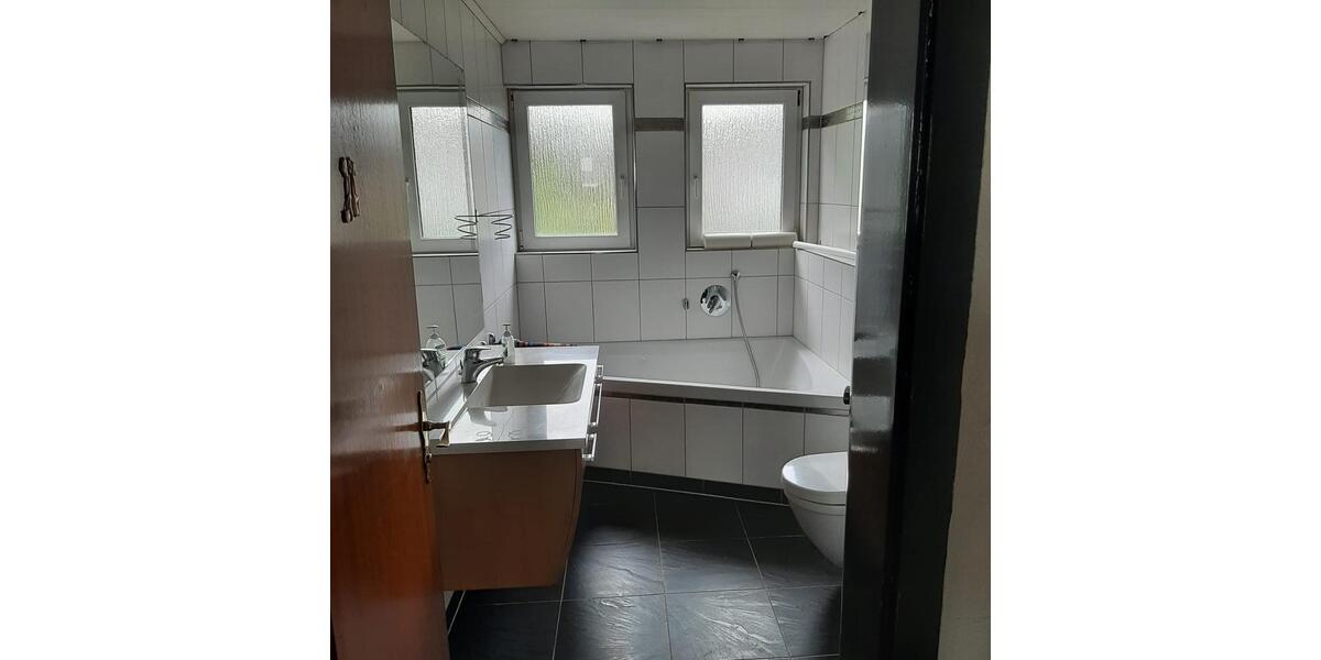 Etagenwohnung Heilbronn Frankenbach - 1 Zimmer, 11 m&sup2;, 400&euro; | Angebot:26053412