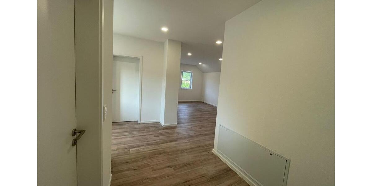 Dachgeschoßwohnung Haßmersheim - 2 Zimmer, 56 m&sup2;, 875&euro; | Angebot:26134704