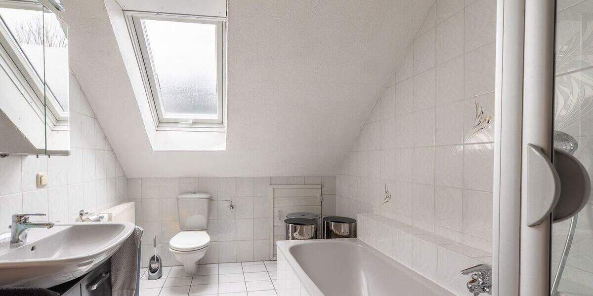 WEITBLICK: Zwei Lebensräume unter einem Dach! 7 zimmer