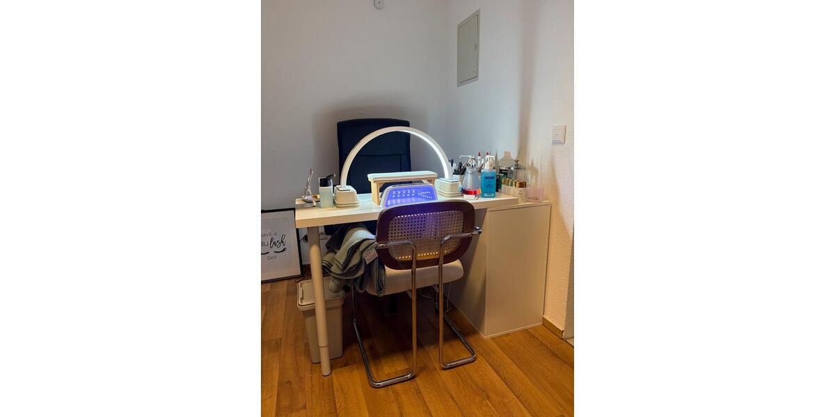 Kosmetikstudio Nageltisch zu vermieten zimmer