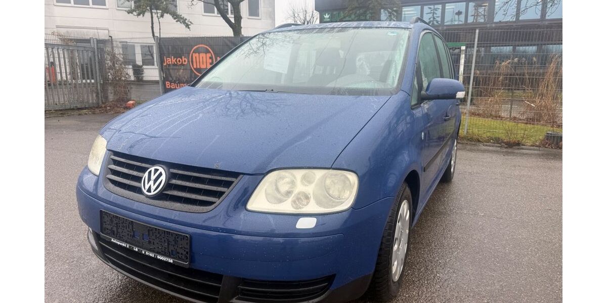 VW Touran 200.000 km 1.990 &euro; MÖGLINGEN 71696