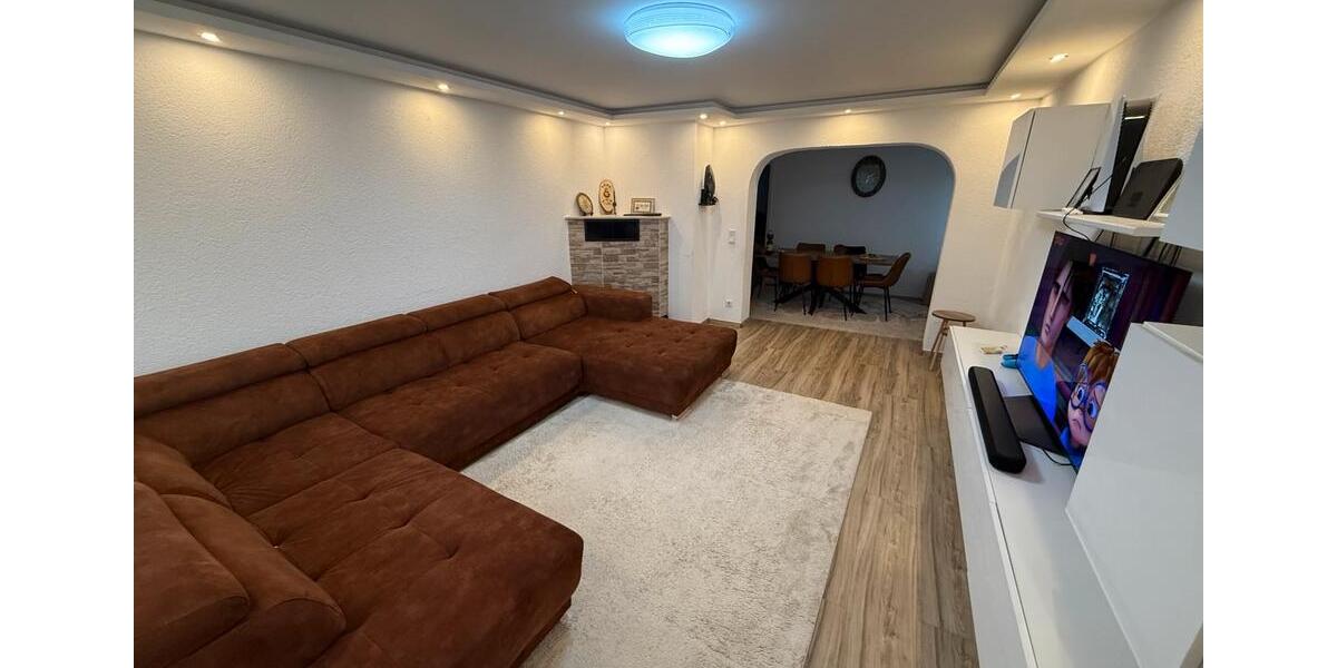 Kernsanierter 3,5 Zimmer Wohnung in beste Lage Asperg 3.5 zimmer