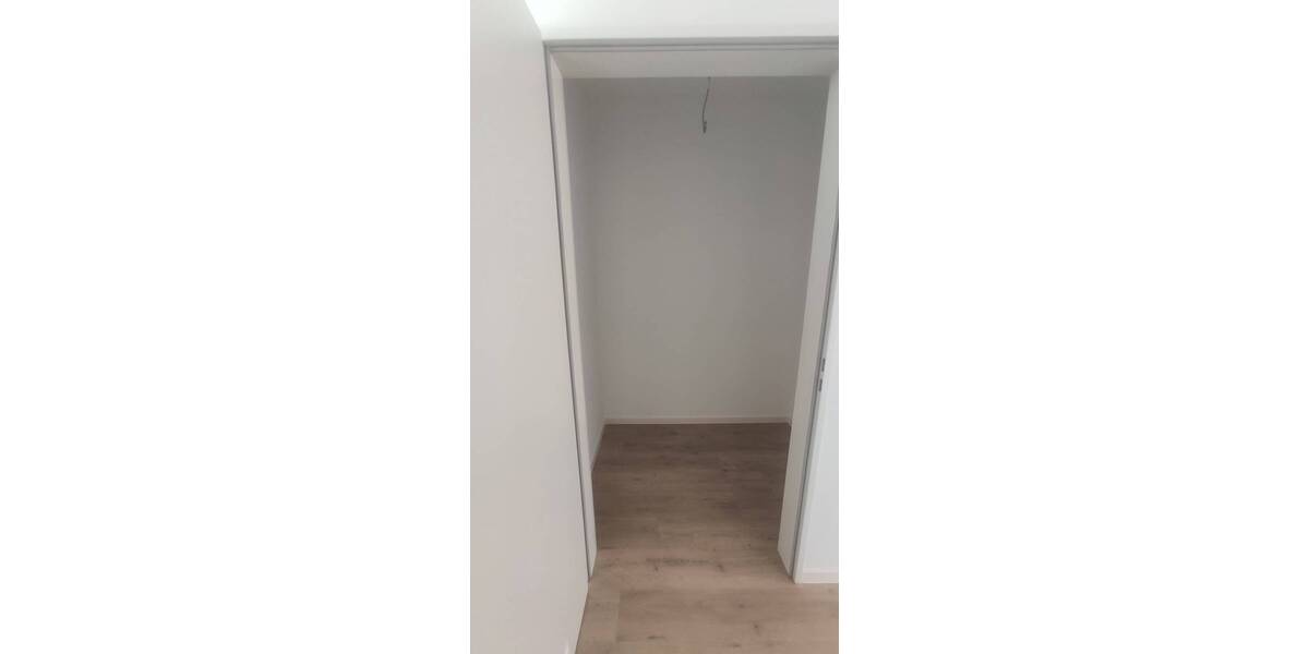 Etagenwohnung Heilbronn Böckingen - 3 Zimmer, 117 m&sup2;, 1.350&euro; | Angebot:25663849