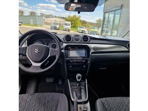 Suzuki Vitara Vollhybrid 1.5 Hybrid Allgrip AGS Comfort+ 4.000 km 29.990 &euro; Obrigheim-Asbach 74847