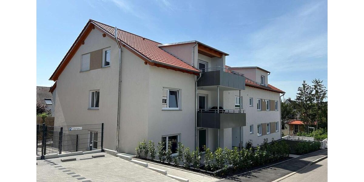 Erdgeschoßwohnung Vaihingen an der Enz - 3 Zimmer, 104 m&sup2;, 1.590&euro; | Angebot:24523389