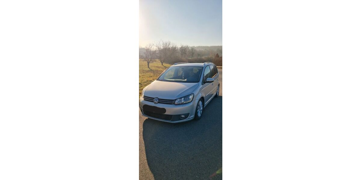 VW Touran 155.000 km 8.300 &euro; Hüffenhardt 74928