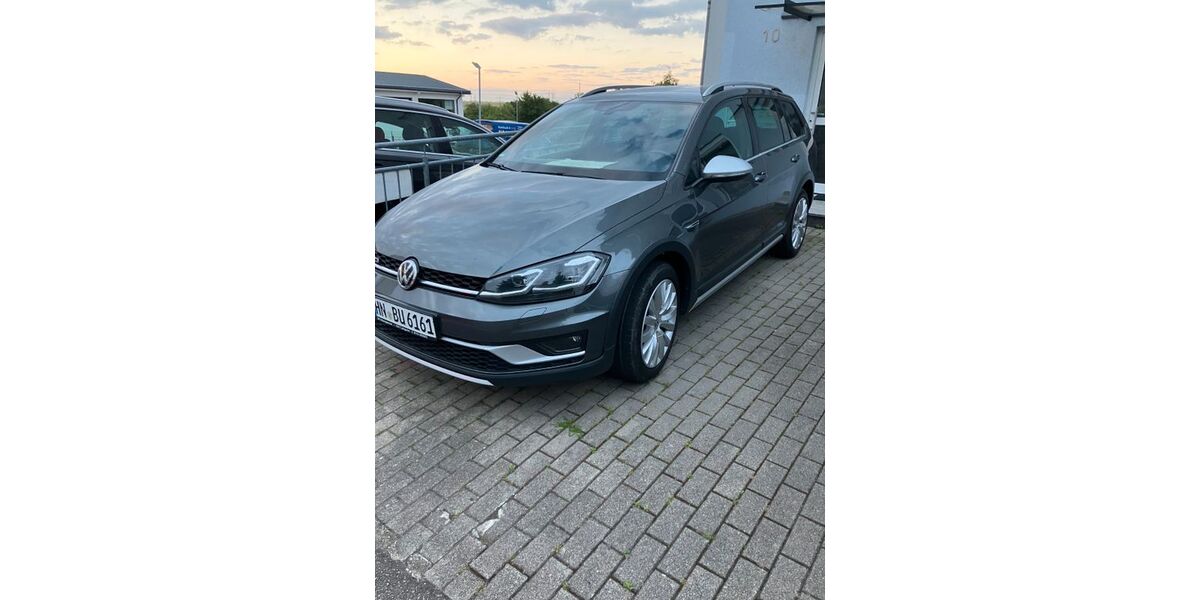 VW Golf 193.000 km 12.500 &euro; Leingarten 74211