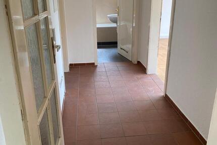 Wohnung Heilbronn Böckingen - 1 Zimmer, 100 m&sup2;, 1.320&euro; | Angebot:24757313