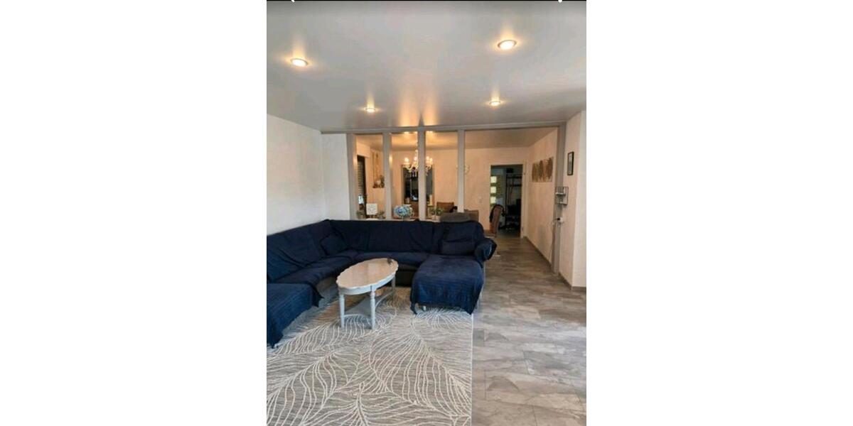 Einfamilienhaus mit Einliegerwohnung von Privat 6 zimmer