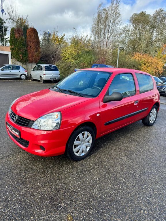 Renault Clio 26.000 km 3.950 € Backnang 71522