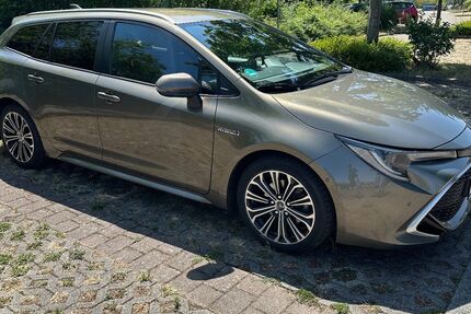 Toyota Corolla 67.000 km 22.000 &euro; Lauffen am Neckar 74348