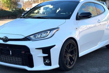 Toyota Yaris 32.000 km 36.990 &euro; Möglingen 71696