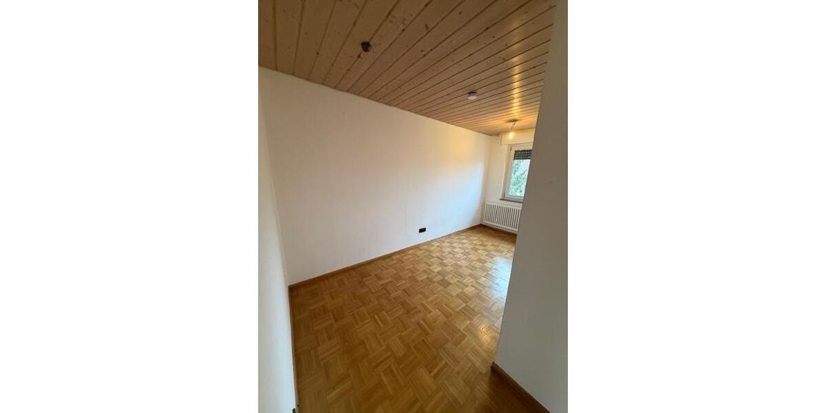 Etagenwohnung Kirchheim am Neckar - 3 Zimmer, 55 m&sup2;, 265.000&euro; | Angebot:26321129