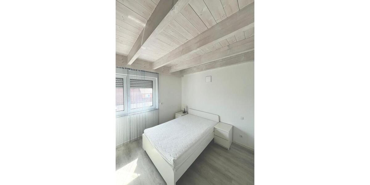 Dachgeschoßwohnung Heilbronn Böckingen - 2 Zimmer, 48 m&sup2;, 1.000&euro; | Angebot:25923410