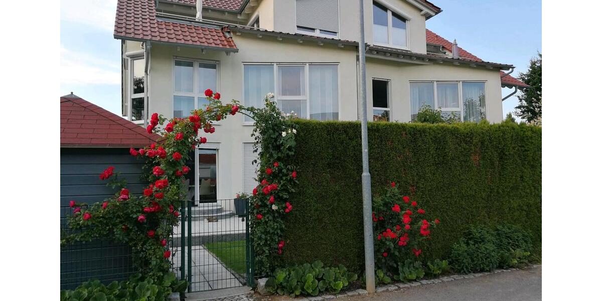 Erdgeschoßwohnung Bad Friedrichshall - 4 Zimmer, 133 m&sup2;, 540.000&euro; | Angebot:25934988