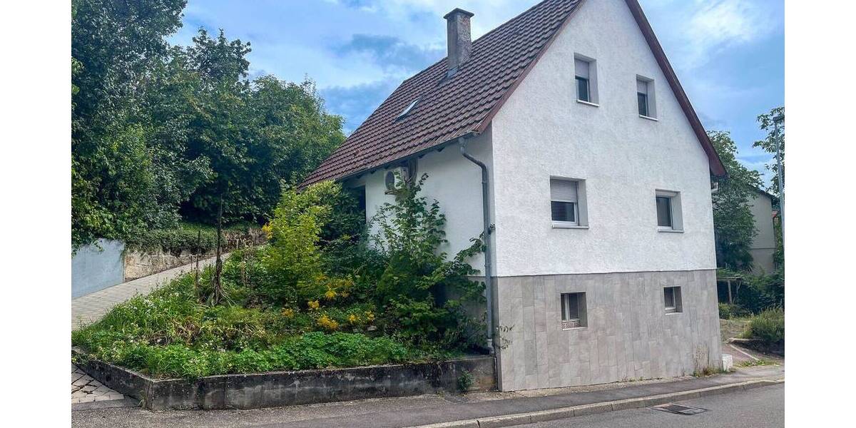Einfamilienhaus Öhringen / Michelbach am Wald Michelbach - 7 Zimmer, 147 m&sup2;, 250.000&euro; | Angebot:25701391