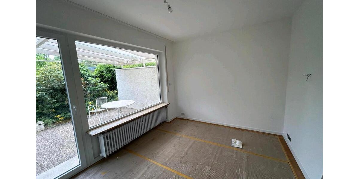 Erdgeschoßwohnung Backnang - 3.5 Zimmer, 111 m&sup2;, 1.221&euro; | Angebot:26581344