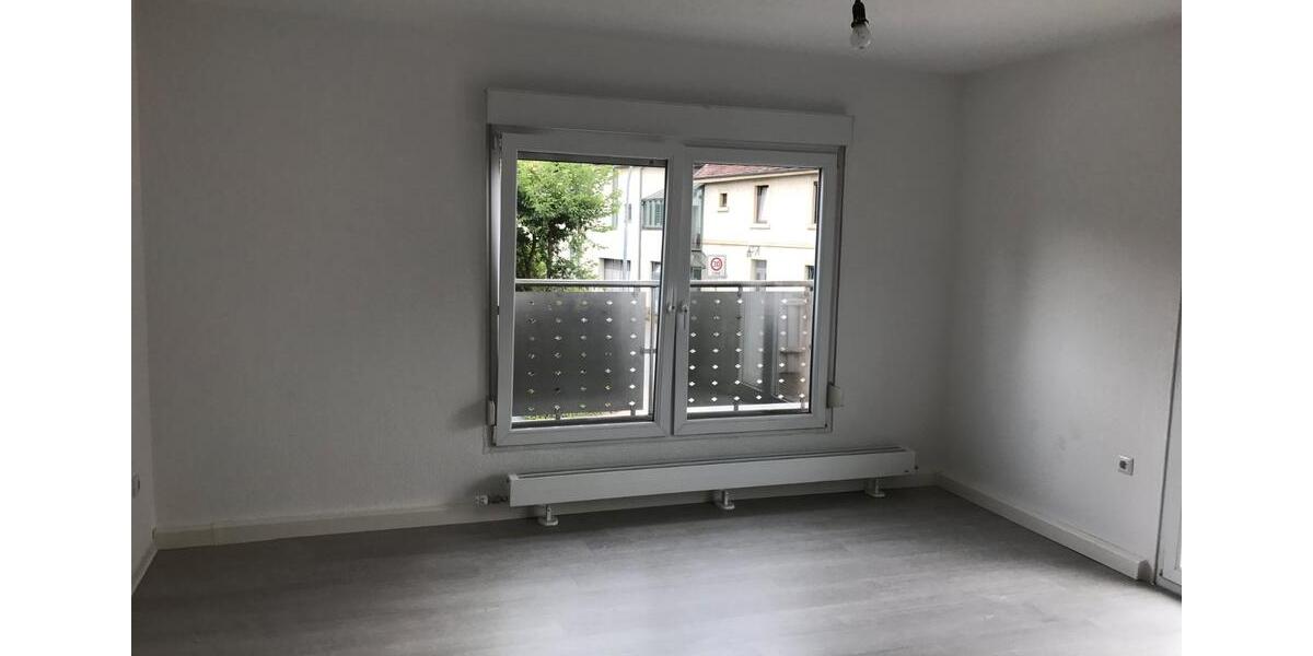 Etagenwohnung Gundelsheim - 3 Zimmer, 88 m&sup2;, 900&euro; | Angebot:26195039