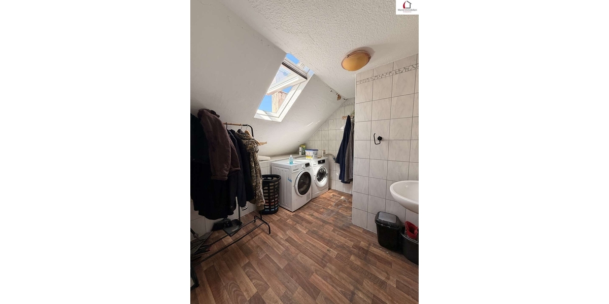 °°°° MEHRFAMILIENHAUS mit GEWERBE und AUSBAUPOTENZIAL und ca. 8 - 9 %% Rendite °°°° - Mehrfamilienhaus, Wohnhaus Neckarsulm | Angebot:27517133