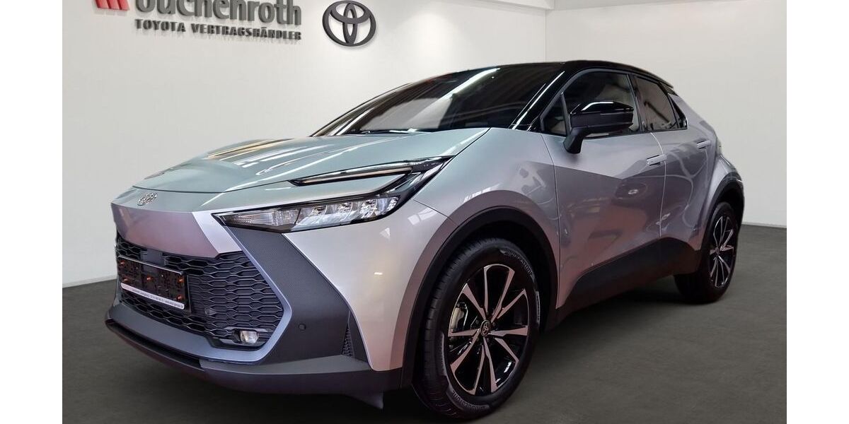 Toyota C-HR 7.800 km 28.690 € Ludwigsburg 71636