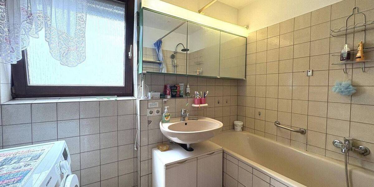 3 ½-Zimmer-Wohnung mit Südbalkon und 2 TG-Stellplätzen in Heilbronn-Sontheim 3 zimmer