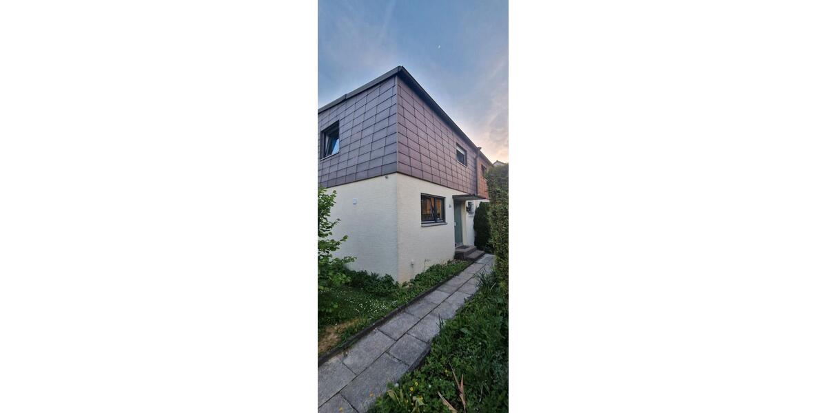 Doppelhaushälfte Heilbronn Frankenbach - 5 Zimmer, 130 m&sup2;, 1.550&euro; | Angebot:27617826
